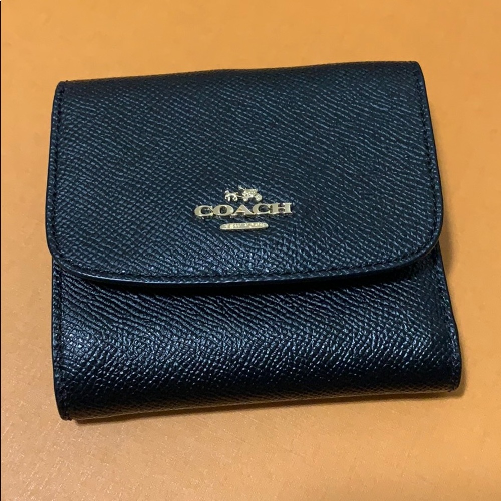 Women coach black small wallet new